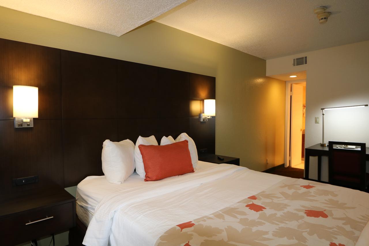 Fairbridge Inn & Suites - Akron Copley Township - West Екстериор снимка