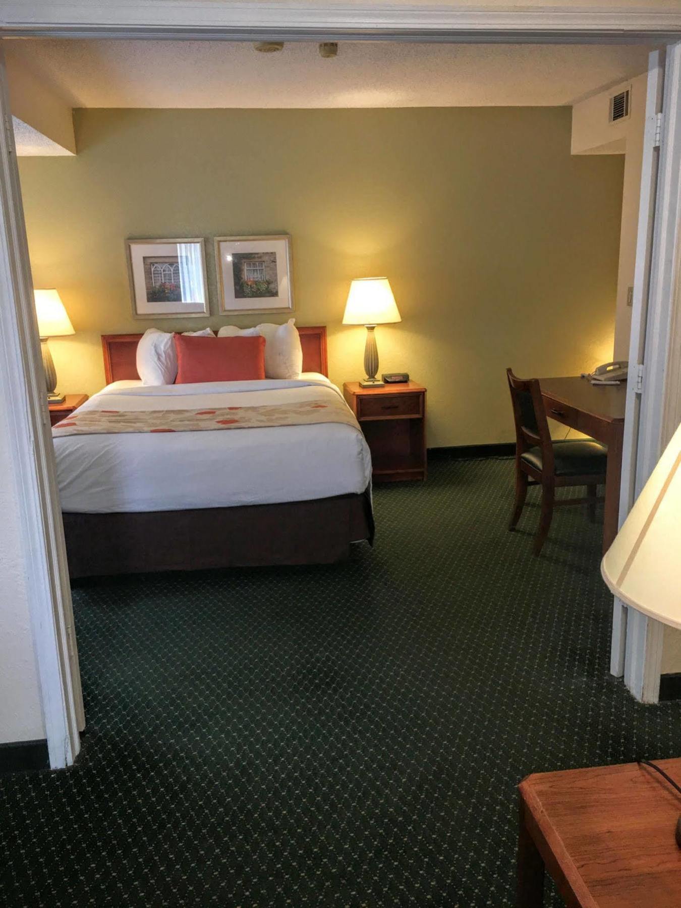 Fairbridge Inn & Suites - Akron Copley Township - West Екстериор снимка