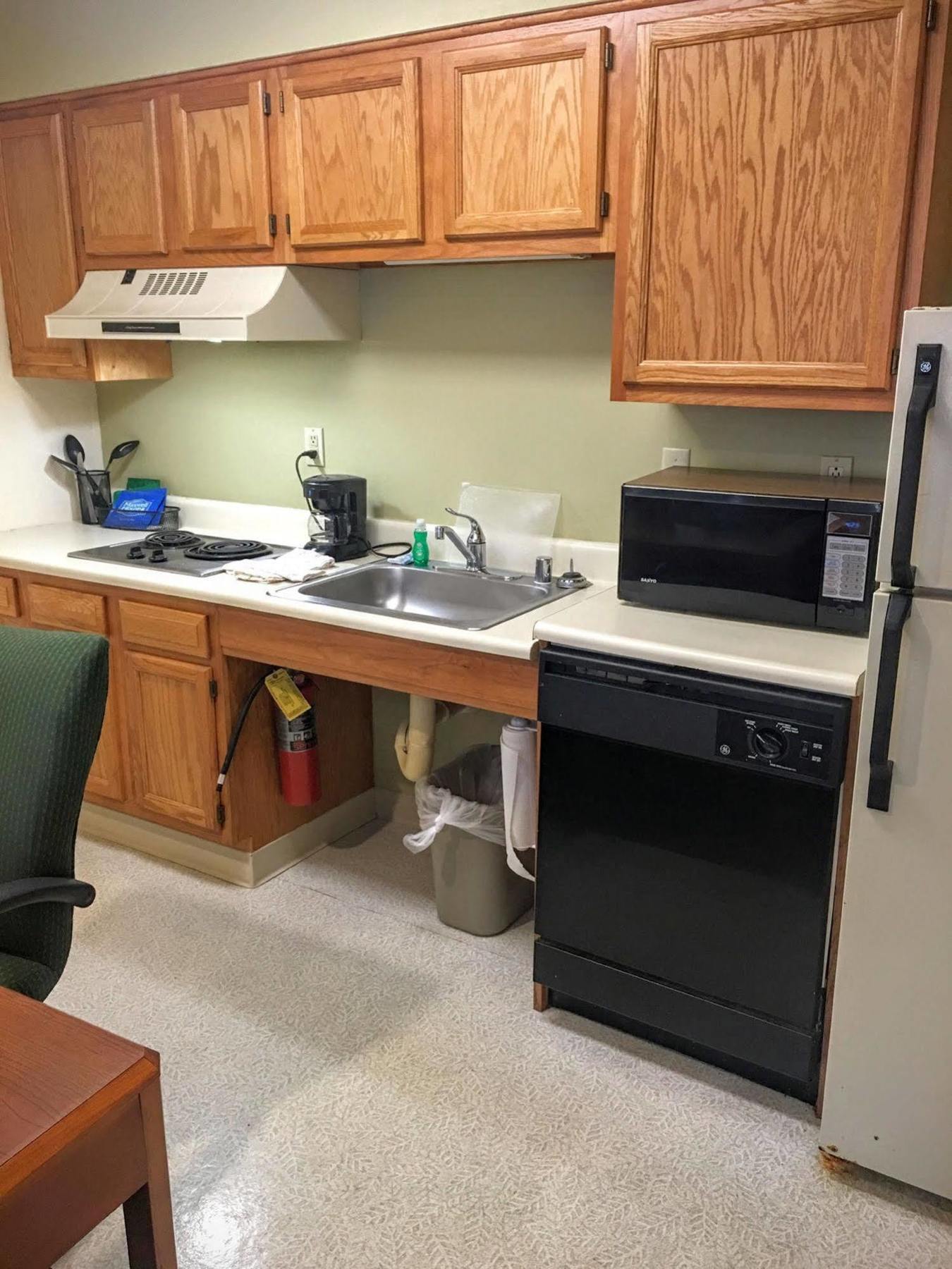 Fairbridge Inn & Suites - Akron Copley Township - West Екстериор снимка