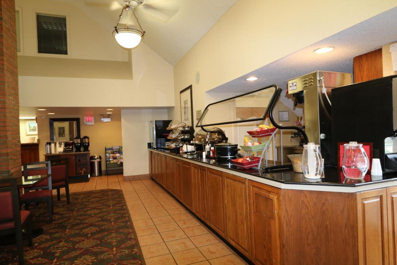 Fairbridge Inn & Suites - Akron Copley Township - West Стая снимка